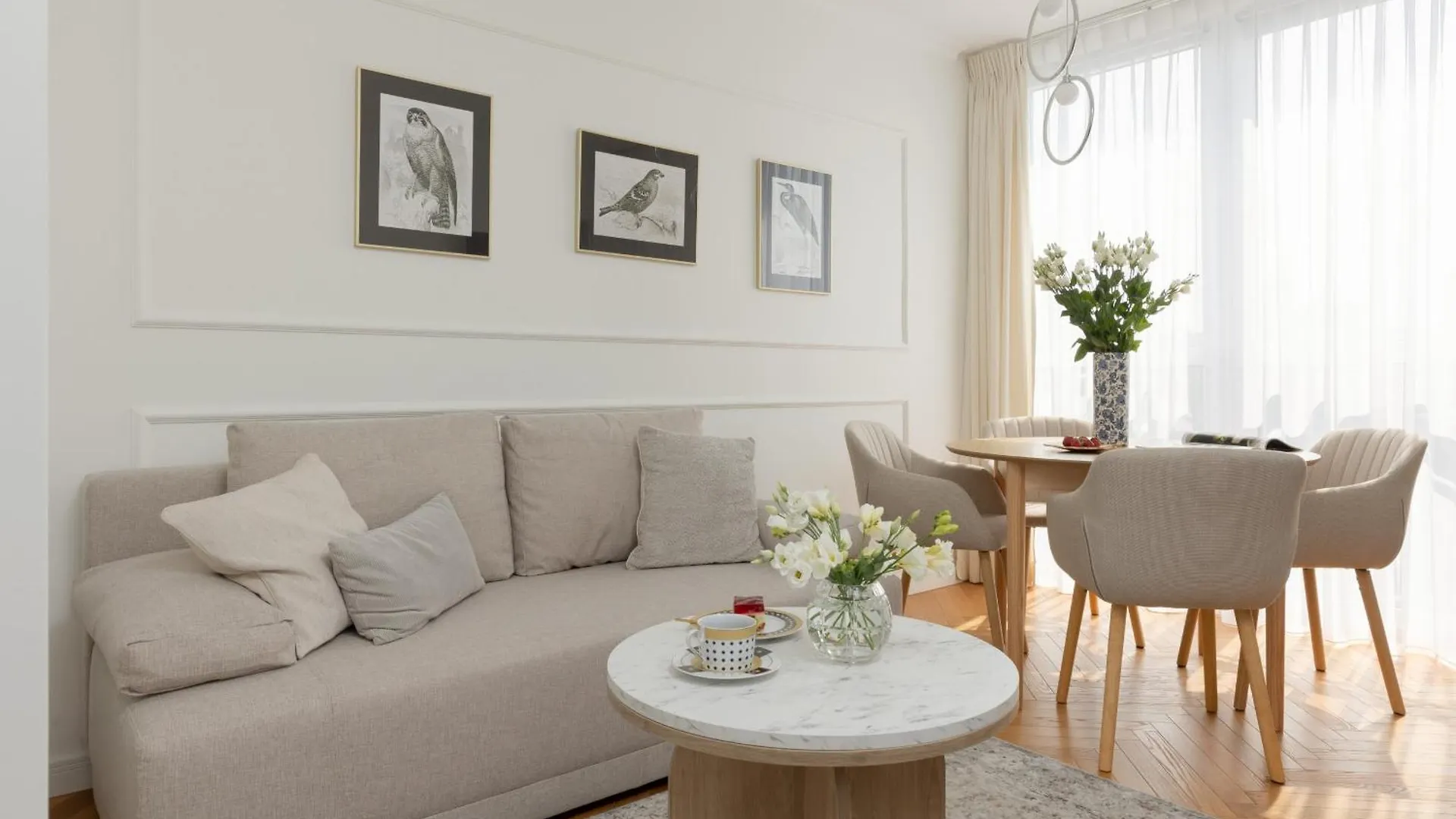 Senatorska Apartment Warsaw By Noclegi Renters
