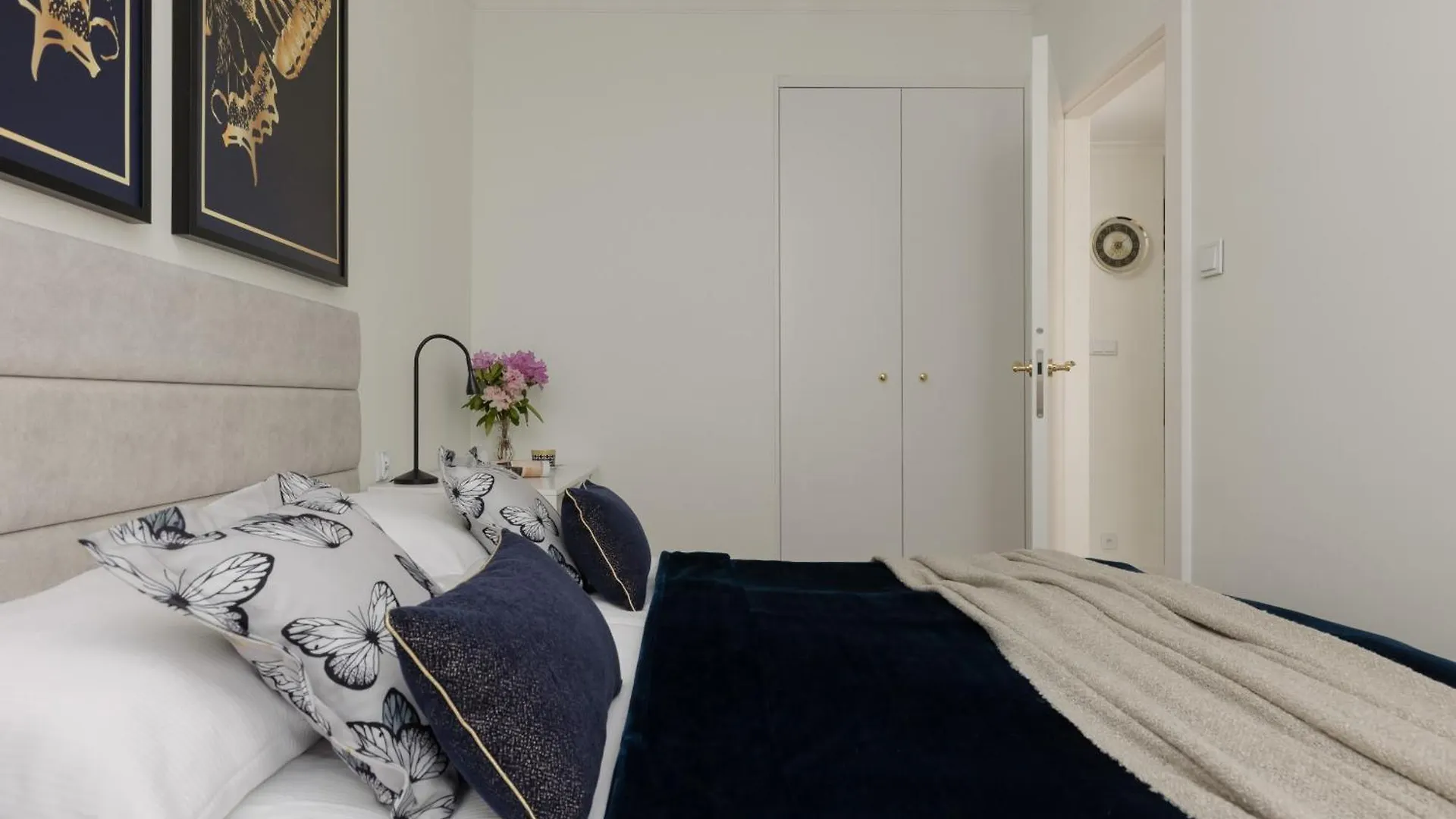 Senatorska Apartment Warsaw By Noclegi Renters 0*,