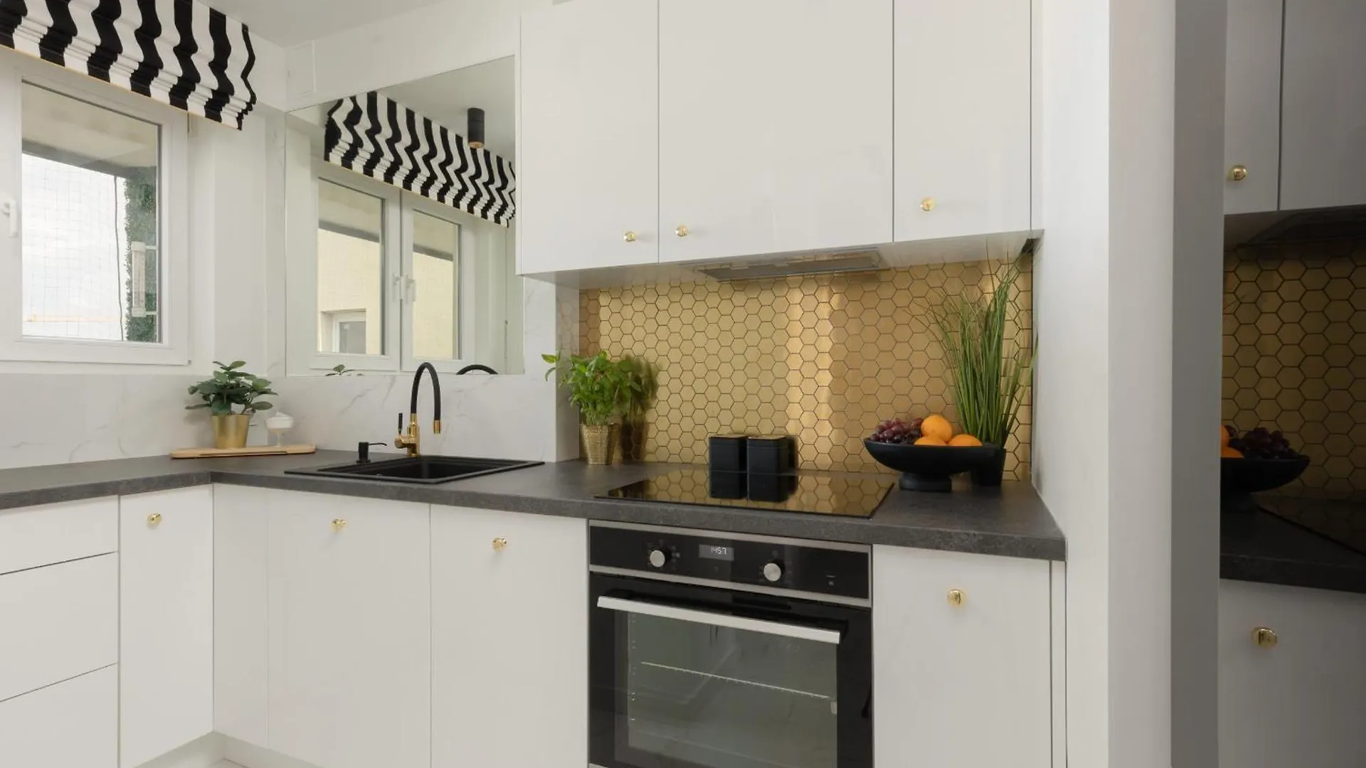 Senatorska Apartment Warsaw By Noclegi Renters